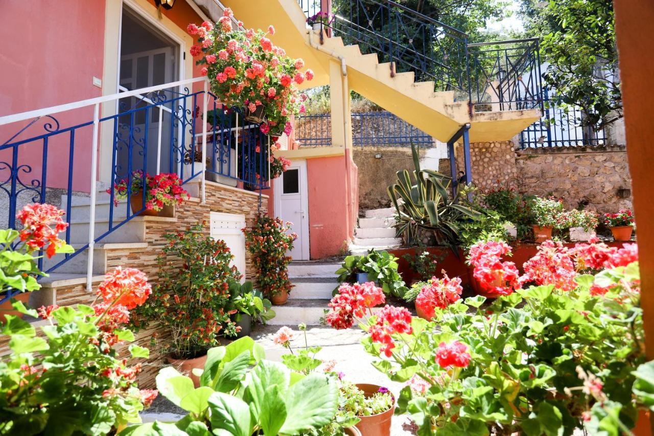 Alexis & Loula Village House Arkadades Exterior foto