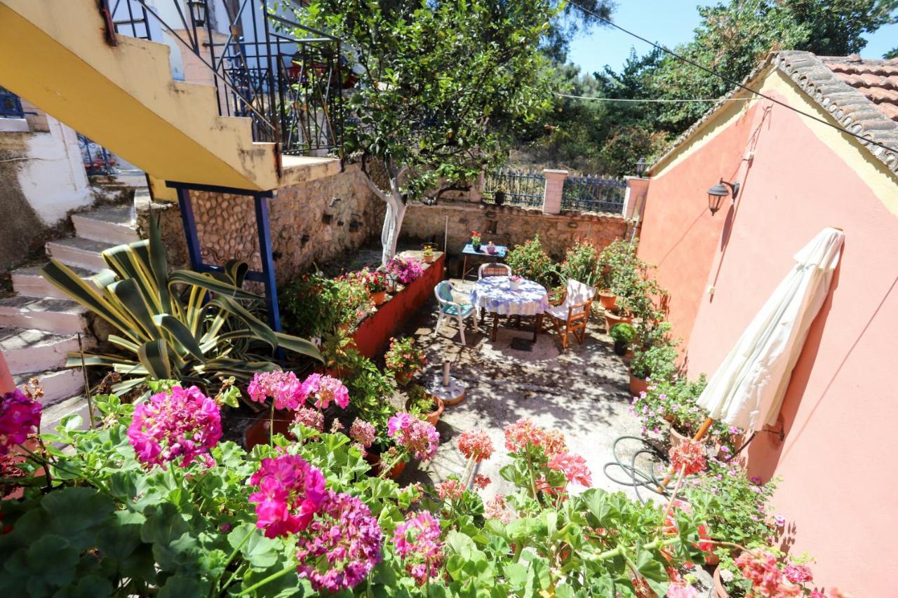 Alexis & Loula Village House Arkadades Exterior foto